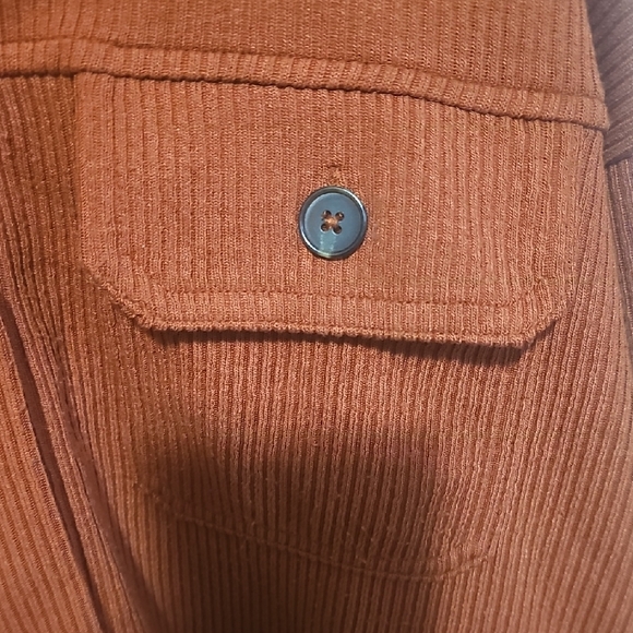 Time and Tru Rust Orange Ribbed Button-Up Top - Picture 3 of 7